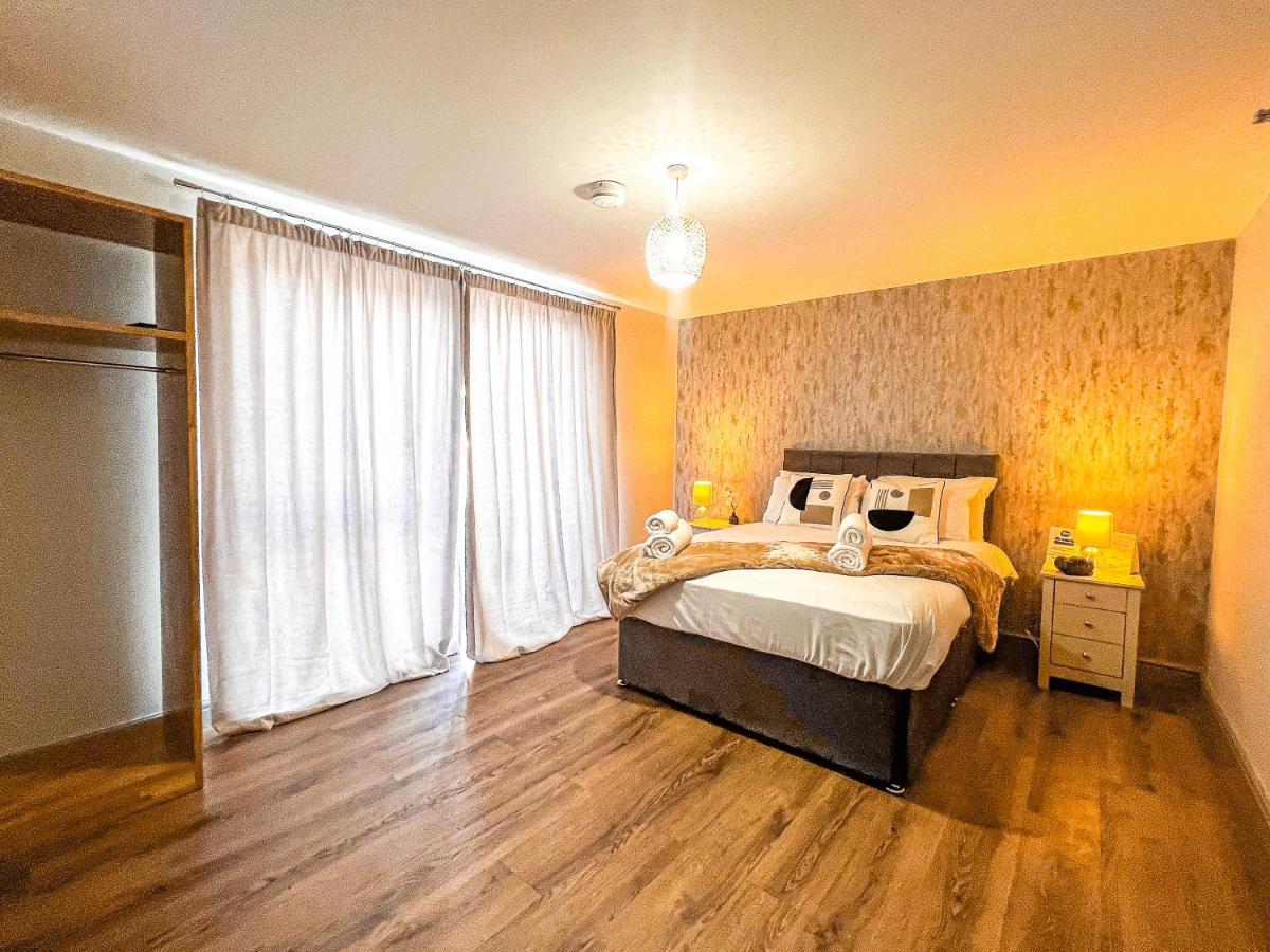 Tyrone House Villa Boston Room photo